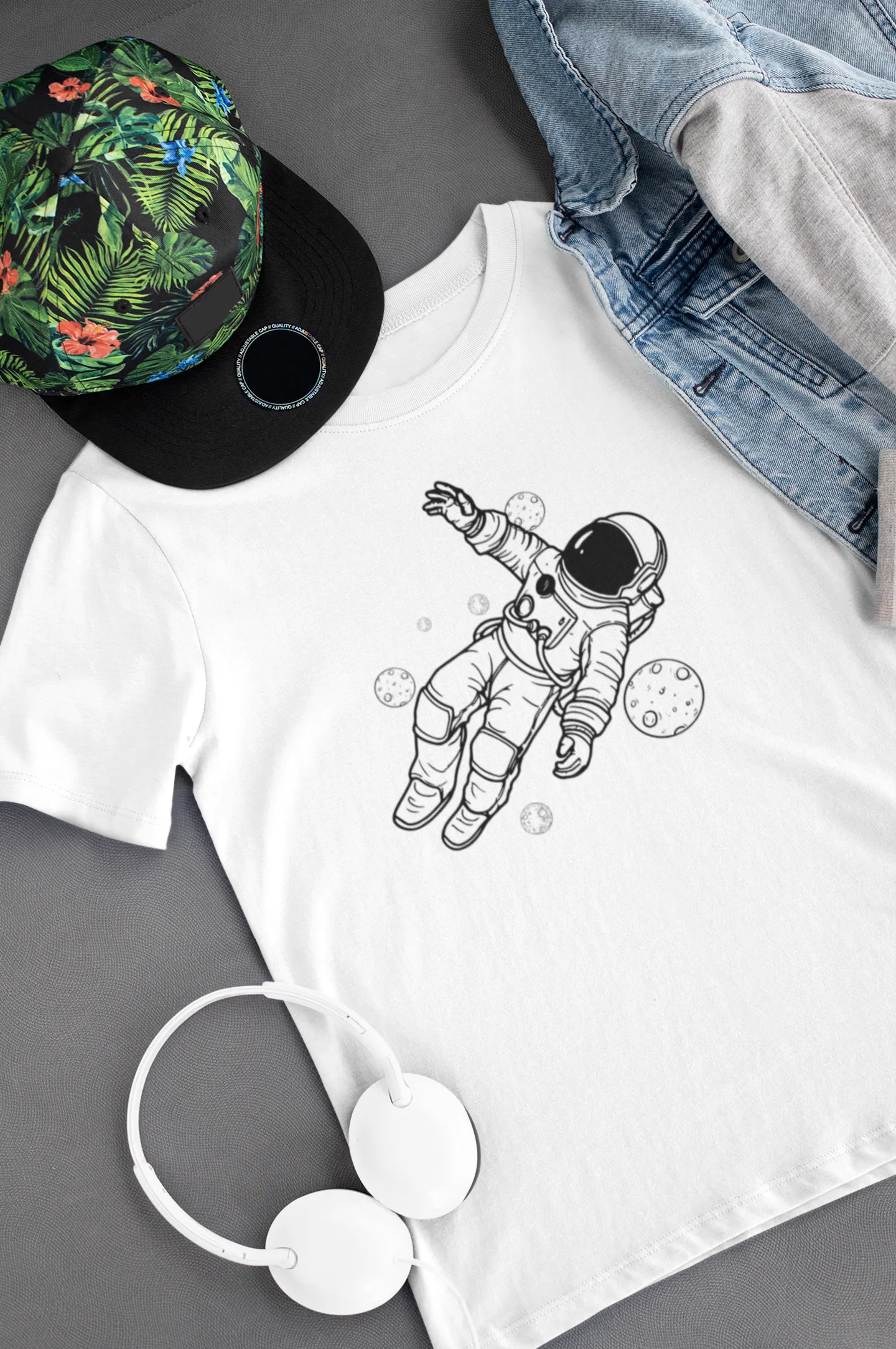 Astronauts T-shirt Astronauts T-shirt - Image 2
